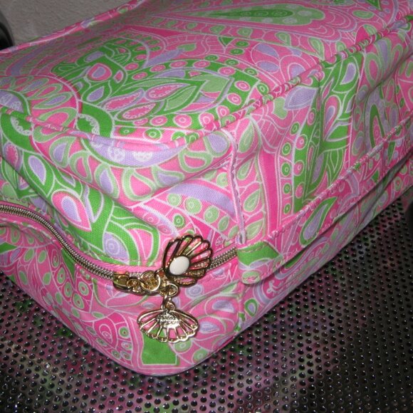 Estee Lauder Recycled Pink Multi Colored Sea Shell Zipper Cloth Cosmetic bag - Picture 3 of 6